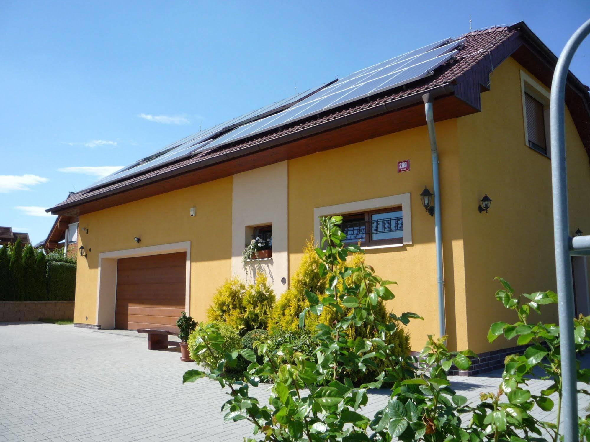 Apartmany Graf Chýně Exterior foto